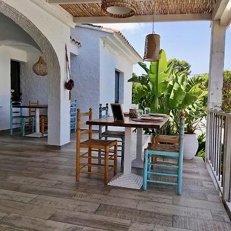 A Beautiful Close To The Apartment El Verger